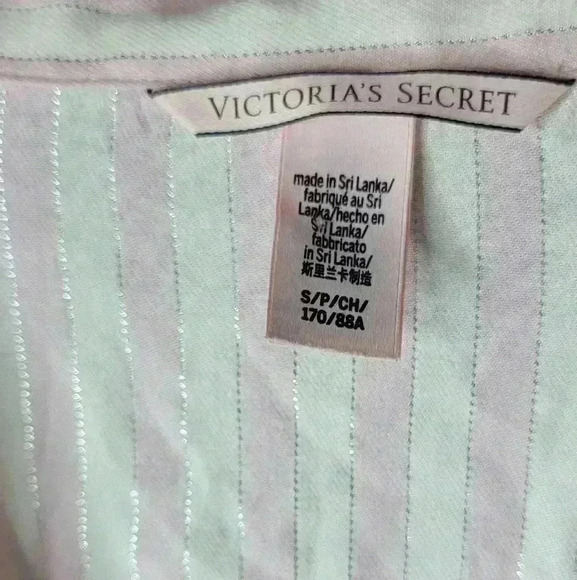 Victoria's Secret pink and white striped pajama top size small. - Picture 2 of 3